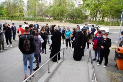 În Eparhia Dunării de Jos continuă mobilizarea pentru donarea de sânge – fotografia 5