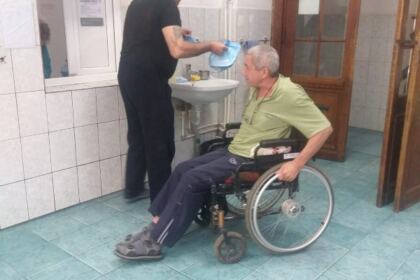 Filantropie pentru semenii fără adăpost în perioada de pandemie – fotografia 6