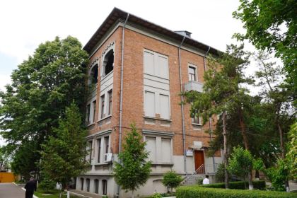 Aşezământul socio-filantropic eparhial „Sfântul Vasile cel Mare“, Galați – fotografia 1