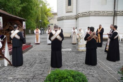 Praznicul Înălţării Domnului şi Ziua Eroilor în Arhiepiscopia Dunării de Jos – fotografia 7