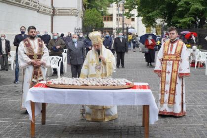 Praznicul Înălţării Domnului şi Ziua Eroilor în Arhiepiscopia Dunării de Jos – fotografia 14