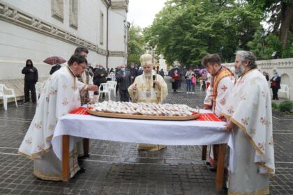 Praznicul Înălţării Domnului şi Ziua Eroilor în Arhiepiscopia Dunării de Jos – fotografia 16