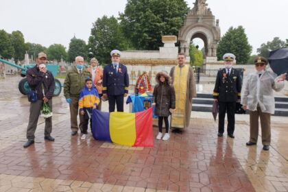 Praznicul Înălţării Domnului şi Ziua Eroilor în Arhiepiscopia Dunării de Jos – fotografia 2