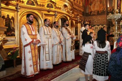 Duminica Ortodoxiei sărbătorită în Arhiepiscopia Dunării de Jos – fotografia 13