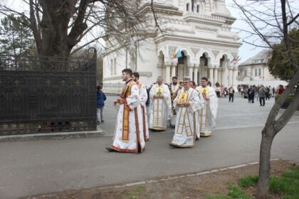 Duminica Ortodoxiei sărbătorită în Arhiepiscopia Dunării de Jos – fotografia 24