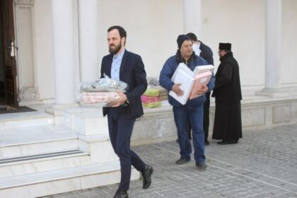 Arhiepiscopia Dunării de Jos continuă ajutorarea celor aflaţi în carantină în judeţele Galaţi şi Brăila – fotografia 5