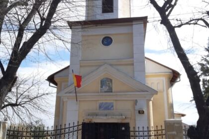 Daruri oferite mamelor și pruncilor de la Maternitatea „Buna Vestire“ din Galați și vârstnicilor izolați la domiciliu – fotografia 1