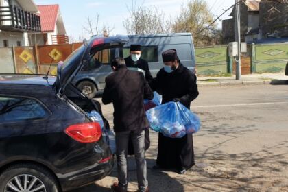 Daruri oferite mamelor și pruncilor de la Maternitatea „Buna Vestire“ din Galați și vârstnicilor izolați la domiciliu – fotografia 9
