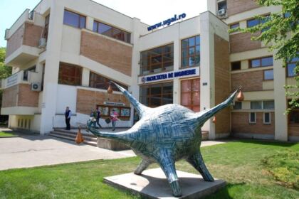 Arhiepiscopia Dunării de Jos spijină cadrele medicale în lupta cu coronavirusul – fotografia 3