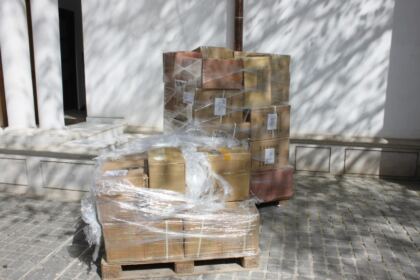Arhiepiscopia Dunării de Jos oferă 10.000 de măşti de protecţie pentru personalul medical, auxiliar şi pacienţii din Spitale – fotografia 5