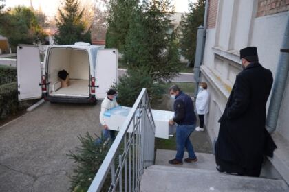 Înfiinţarea şi dotare a 10 cabine medicale în cadrul unor mănăstiri din Eparhia Dunării de Jos – fotografia 8