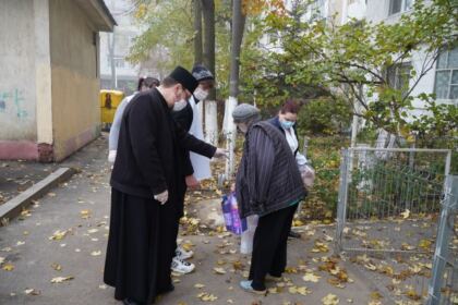 Activități social-filantropice desfăşurate de Centrul „Speranţe pentru vârsta a III-a“ din Galaţi – fotografia 23