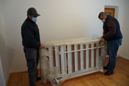 În Arhiepiscopia Dunării de Jos încă un cabinet medical mănăstiresc a fost dotat corespunzător – fotografia 13