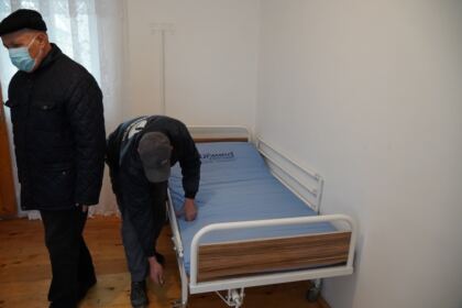 În Arhiepiscopia Dunării de Jos încă un cabinet medical mănăstiresc a fost dotat corespunzător – fotografia 18