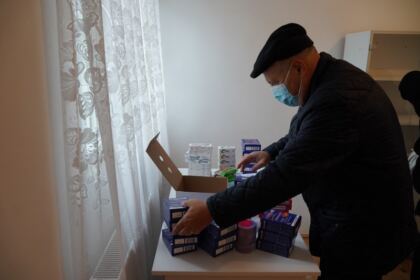 În Arhiepiscopia Dunării de Jos încă un cabinet medical mănăstiresc a fost dotat corespunzător – fotografia 21