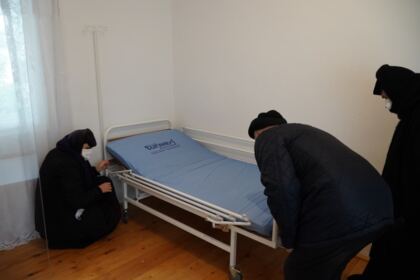 În Arhiepiscopia Dunării de Jos încă un cabinet medical mănăstiresc a fost dotat corespunzător – fotografia 29