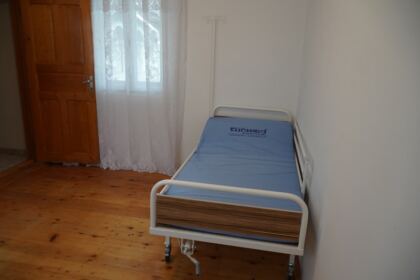 În Arhiepiscopia Dunării de Jos încă un cabinet medical mănăstiresc a fost dotat corespunzător – fotografia 30