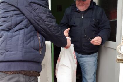 Activitate cu caracter umanitar în Parohia „Sfântul Dumitru“ din Galați – fotografia 21
