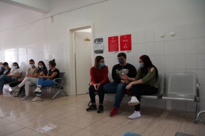O nouă acţiune de donare de sânge a preoţilor şi credincioşilor din Protopopiatul Tecuci – fotografia 16