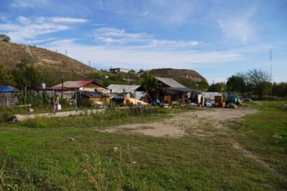 Ajutoare oferite de Parohia „Sfânta Cuvioasă Parascheva“ din Galați persoanelor nevoiaşe – fotografia 21