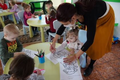 Daruri pentru copiii de la Grădiniţa „Familia“ din Brăila – fotografia 22