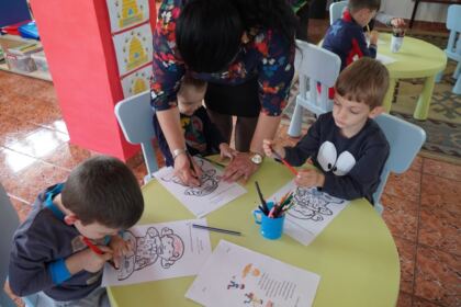 Daruri pentru copiii de la Grădiniţa „Familia“ din Brăila – fotografia 23