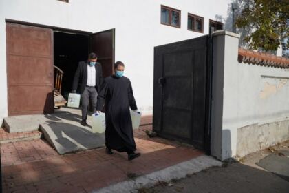 Arhiepiscopia Dunării de Jos sprijină în continuare unităţile medicale – fotografia 6