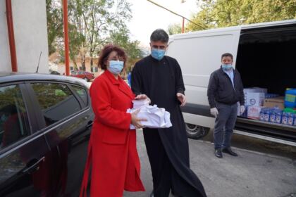 Arhiepiscopia Dunării de Jos sprijină în continuare unităţile medicale – fotografia 17
