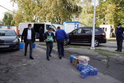 Arhiepiscopia Dunării de Jos sprijină în continuare unităţile medicale – fotografia 19