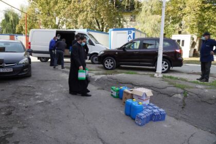 Arhiepiscopia Dunării de Jos sprijină în continuare unităţile medicale – fotografia 20