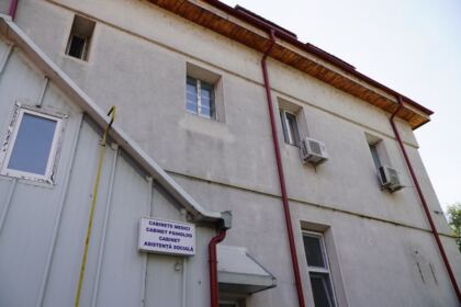 Arhiepiscopia Dunării de Jos sprijină în continuare unităţile medicale – fotografia 22