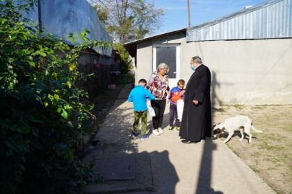 Centrul social „Sfânta Filofteia“ din Brăila sprijină familiile cu mulţi copii – fotografia 26