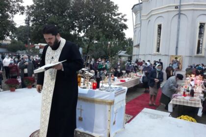 Filantropie la Brăila de sărbătoarea Sfântului Mare Mucenic Dimitrie, Izvorâtorul de Mir – fotografia 18