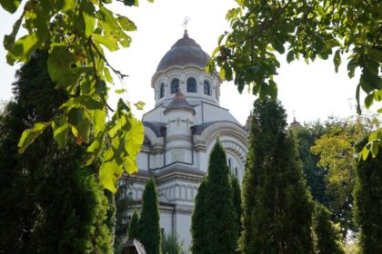 Consfătuirea anuală a profesorilor de religie din judeţele Galaţi şi Brăila – fotografia 1