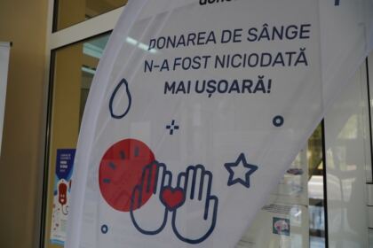 Preoţi şi credincioşi din Protopopiatul Nicoreşti au donat sânge la Galaţi – fotografia 3