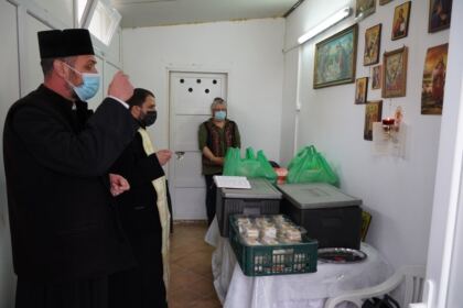 Activităţi misionare şi social-filantropice îndreptate către semenii afalţi în dificultate – fotografia 19