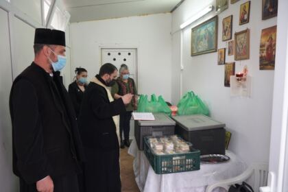 Activităţi misionare şi social-filantropice îndreptate către semenii afalţi în dificultate – fotografia 21