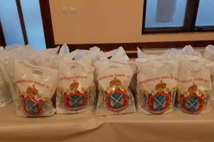 Sfânta Cruce izvor de dragoste, lumină şi binecuvântare pentru semenii nevoiaşi – fotografia 13