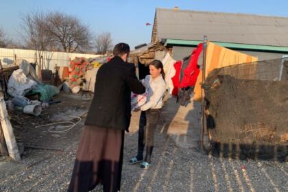 Sfânta Cruce izvor de dragoste, lumină şi binecuvântare pentru semenii nevoiaşi – fotografia 39