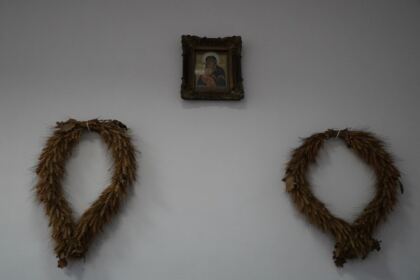 100 de persoane nevoiaşe primesc sprijin constant de la Parohia „Sfânta Cuvioasă Parascheva“ din Galați – fotografia 3
