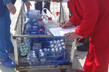 Activităţi social-filantropice la Duminica Înfricoşătoarei Judecăţi şi a Sfintei Cruci în Arhiepiscopia Dunării de Jos – fotografia 2