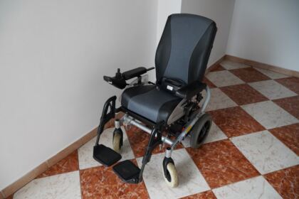 Familiile cu mulţi copii şi bolnavii de Covid-19 au primit ajutoare din partea Bisericii – fotografia 4