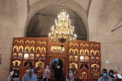 Grupuri catehetice din Arhiepiscopia Dunării de Jos participante la Concursul naţional  „Biserica – familia românilor de pretutindeni“ – fotografia 7