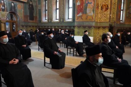 Rugăciune şi filantropie în Protopopiatul Tecuci în ziua de prăznuire a Sfântului Mare Mucenic Gheorghe – fotografia 5