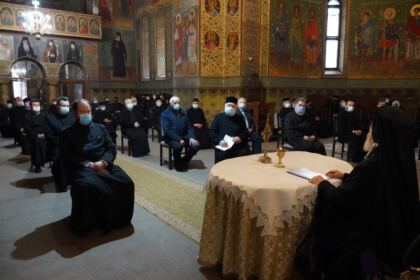 Rugăciune şi filantropie în Protopopiatul Tecuci în ziua de prăznuire a Sfântului Mare Mucenic Gheorghe – fotografia 6