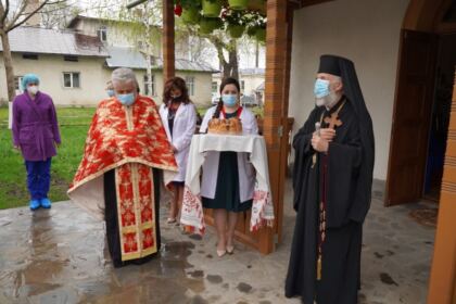 Rugăciune şi filantropie în Protopopiatul Tecuci în ziua de prăznuire a Sfântului Mare Mucenic Gheorghe – fotografia 13