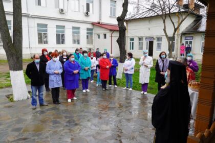 Rugăciune şi filantropie în Protopopiatul Tecuci în ziua de prăznuire a Sfântului Mare Mucenic Gheorghe – fotografia 20