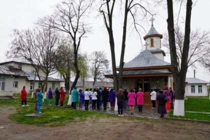 Rugăciune şi filantropie în Protopopiatul Tecuci în ziua de prăznuire a Sfântului Mare Mucenic Gheorghe – fotografia 21