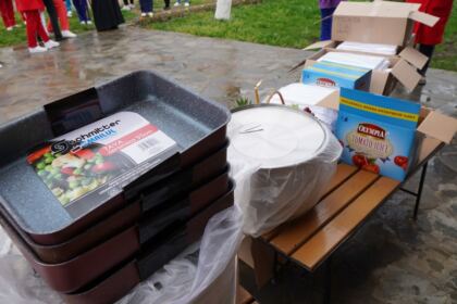 Rugăciune şi filantropie în Protopopiatul Tecuci în ziua de prăznuire a Sfântului Mare Mucenic Gheorghe – fotografia 29