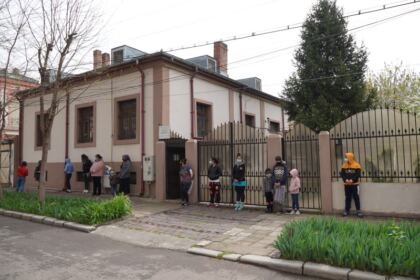Programul eparhial „Ne înnoim de Sfintele Paşti“ a continuat în municipiul Brăila – fotografia 23